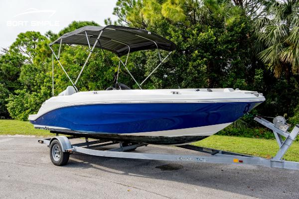 Photo of 2021 Hurricane SunDeck Sport 205